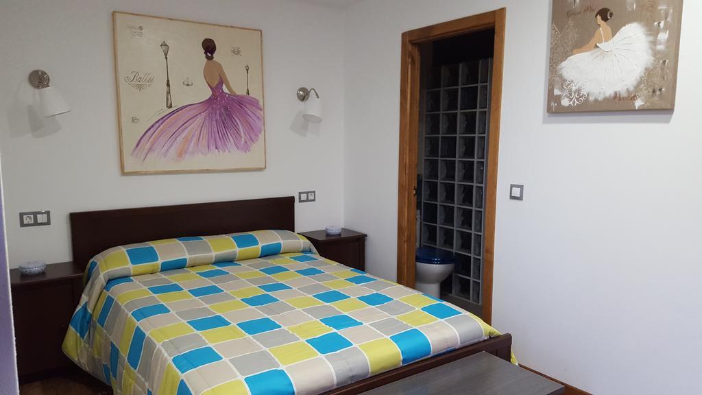 Apartamento Del Abuelo Isla Phòng bức ảnh